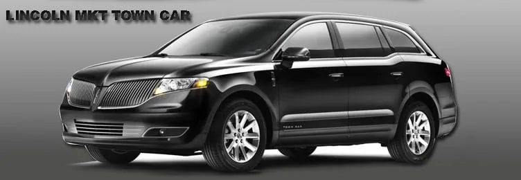 Lincoln MKT Town Car exterior